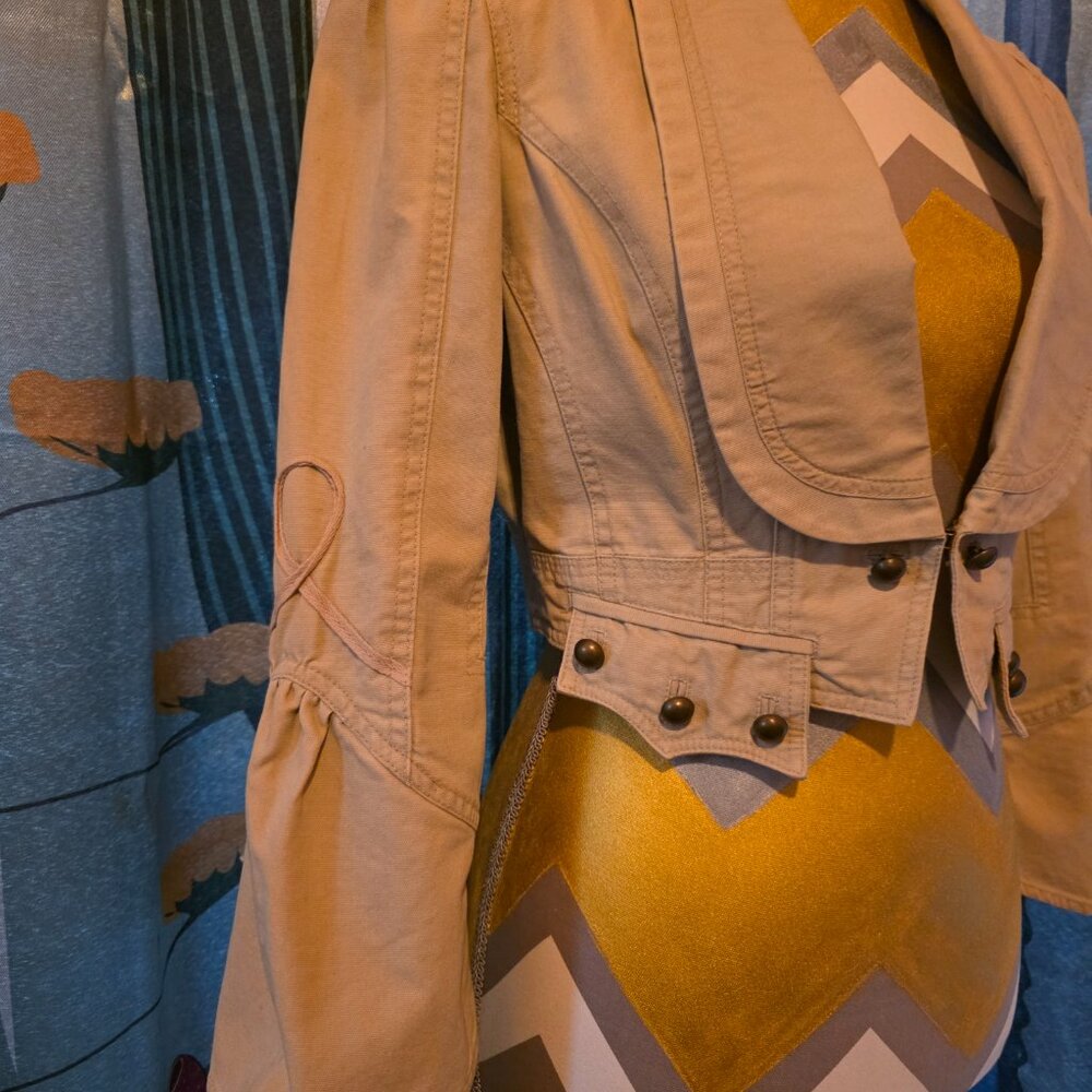 Bisou Bisou M embellished cropped jacket. - Picture 2 of 7